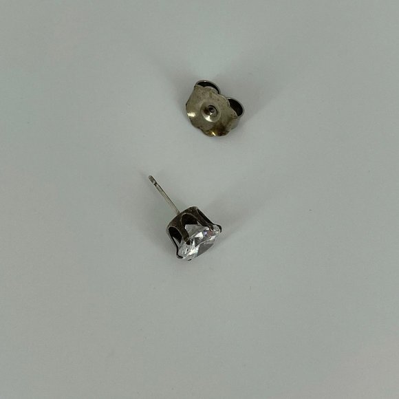 VINTAGE 💎 925 STERLING CZ . ALR 2 CARAT STUD POST SINGLE EARRING . FAUX DIAMOND - Picture 15 of 17